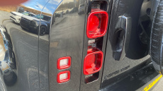 Land Rover Defender 3.0 D250 X-Dynamic SE 110 5dr Auto Diesel Estate